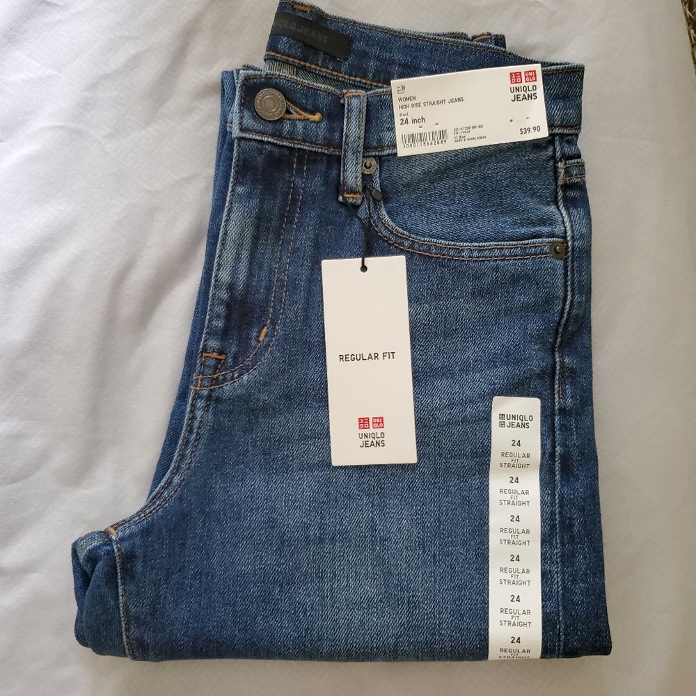 Uniqlo Women's High Rise Straight Jeans (24) *NWT